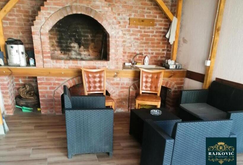 پانسیون Apartmani Rajkovic