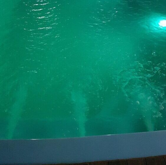 פנסיון Pousada Alemk