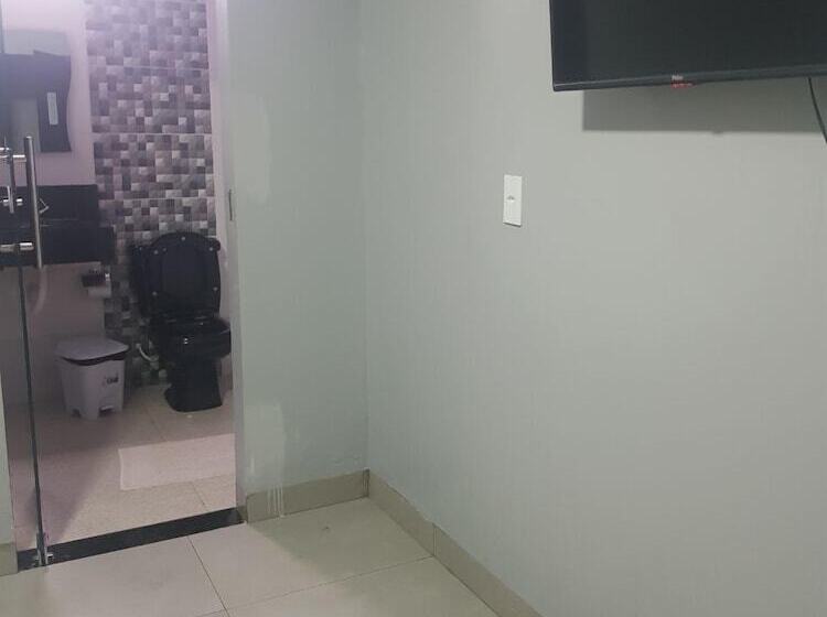 פנסיון Pousada Alemk