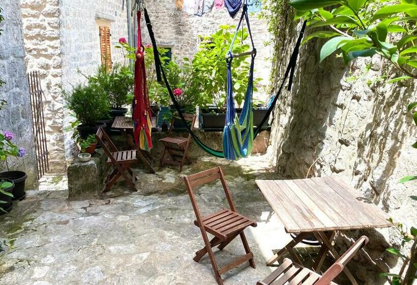 پانسیون Healthystudio512 Apartments