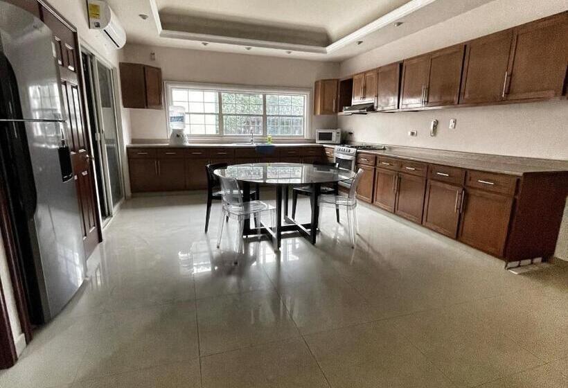 פנסיון Room In Guest Room   19 Comfortable Suite For 2 People