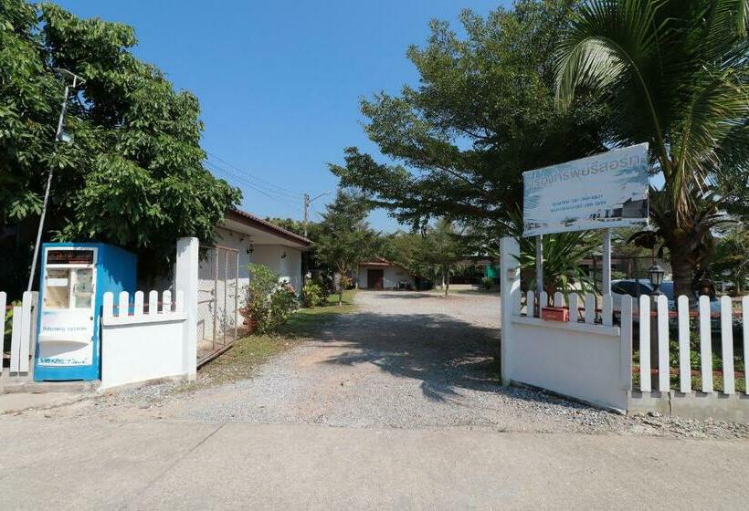 Oyo 553 Kongsup Resort