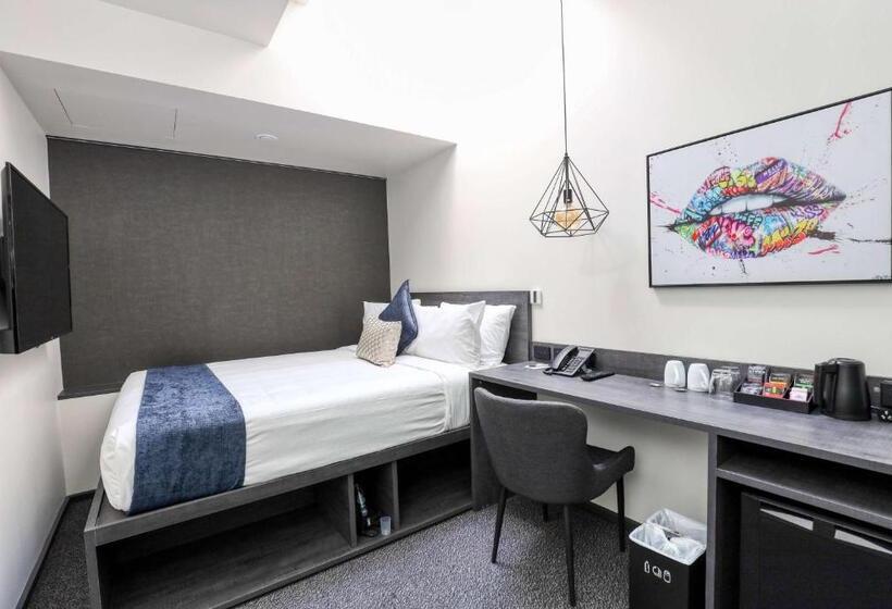 Microtel By Wyndham Wellington