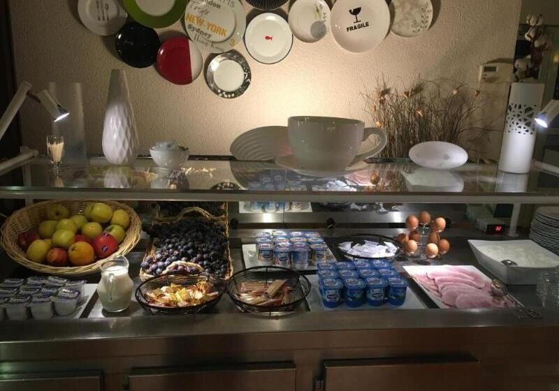 & Restaurant Heliotel