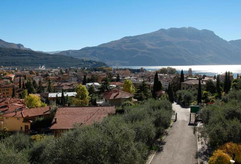 Aparthotel Englovacanze