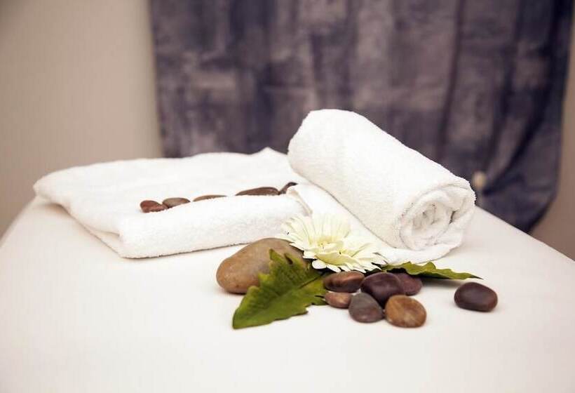 Aparthotel Wellness Villa Di Bosco