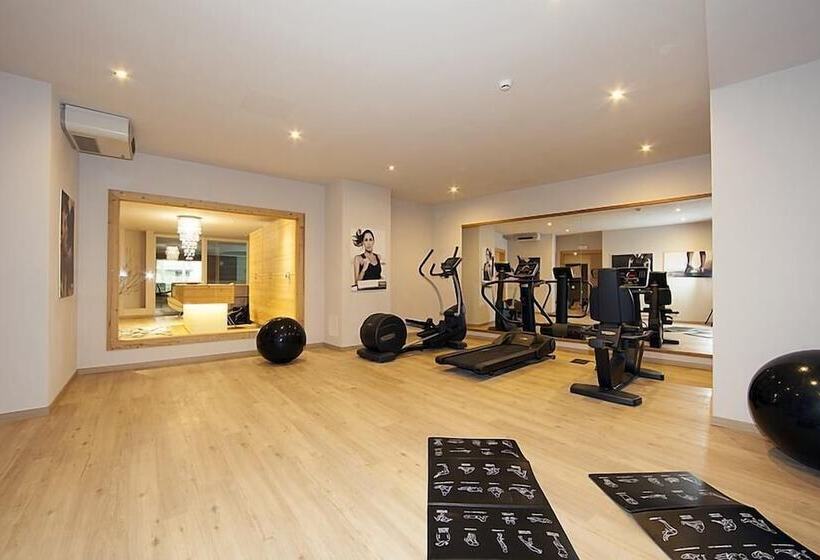 Aparthotel Wellness Villa Di Bosco