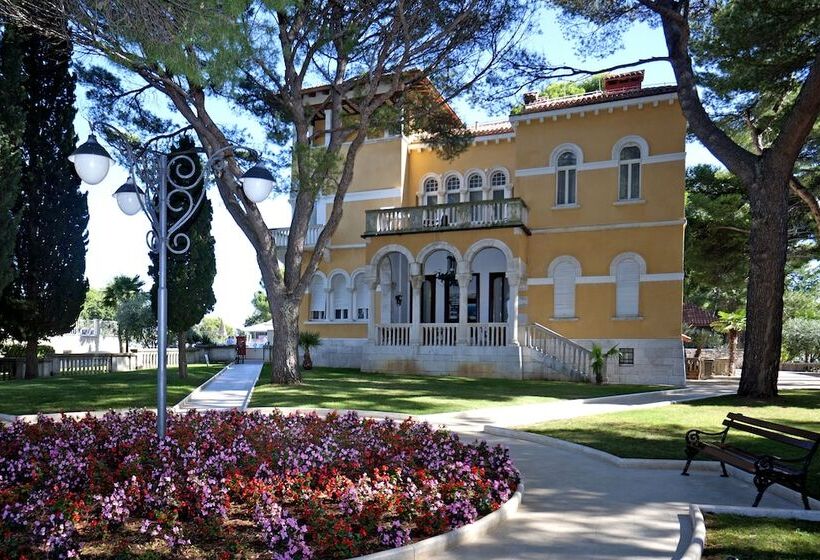 Apartments Bellevue Plava Laguna