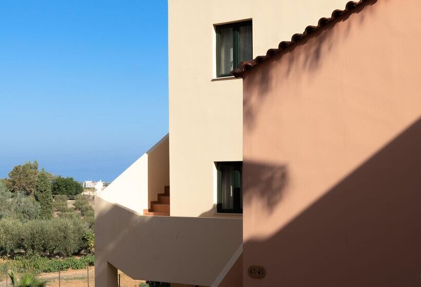 Курорт Asterias Village