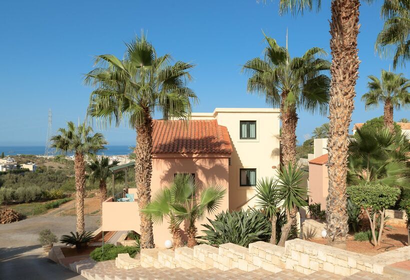 Курорт Asterias Village