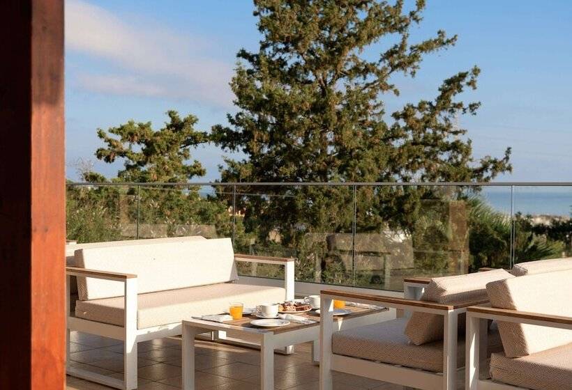 Курорт Asterias Village