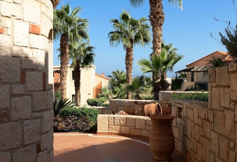 Курорт Asterias Village