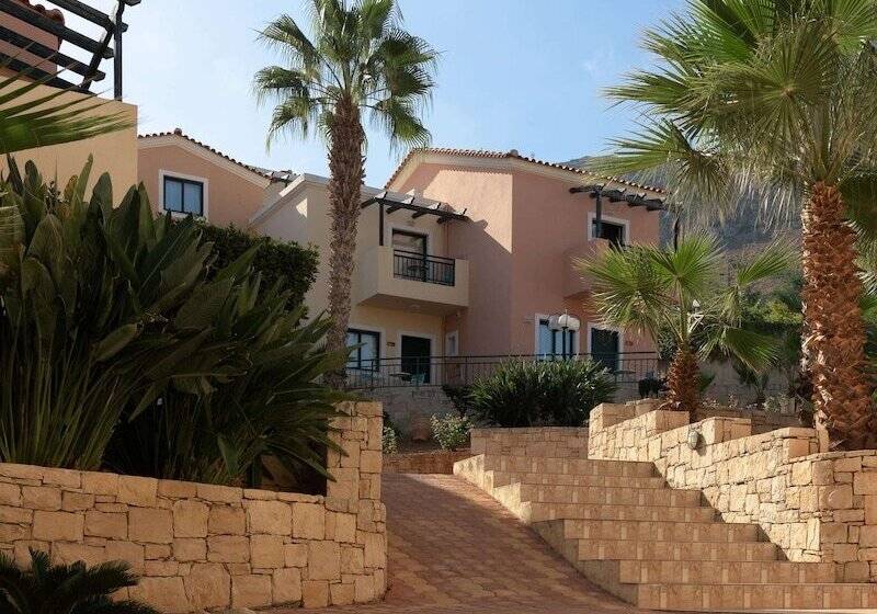 Курорт Asterias Village