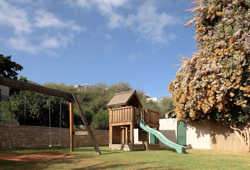 Курорт Asterias Village