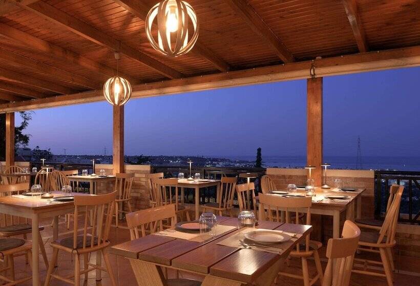 Курорт Asterias Village