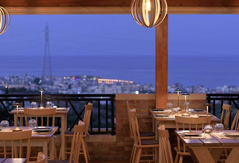 Курорт Asterias Village