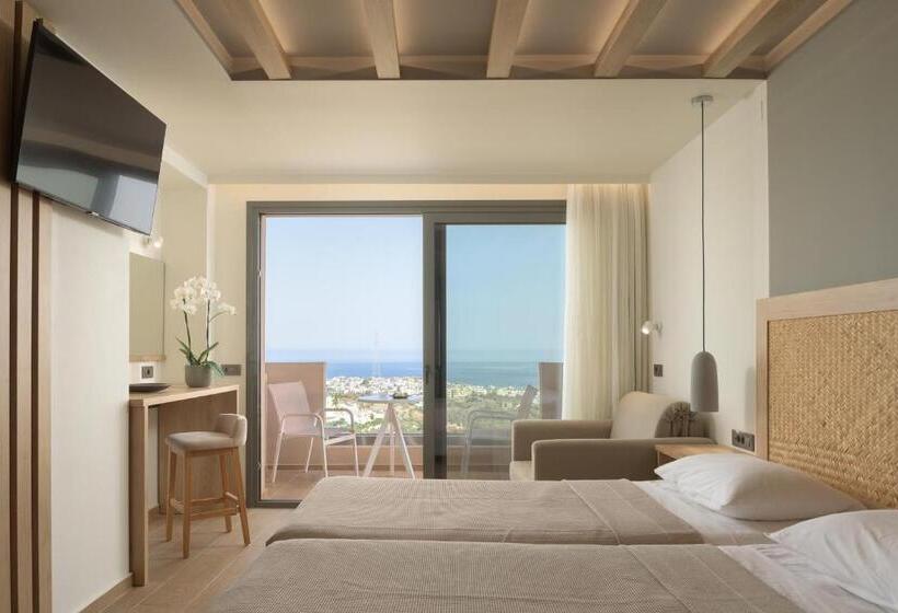 Курорт Asterias Village