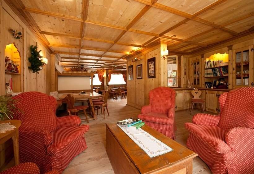 Centro Pineta Family Hotel & Wellness