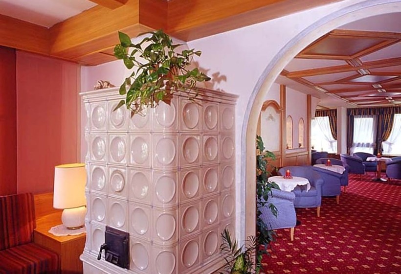 Centro Pineta Family Hotel & Wellness