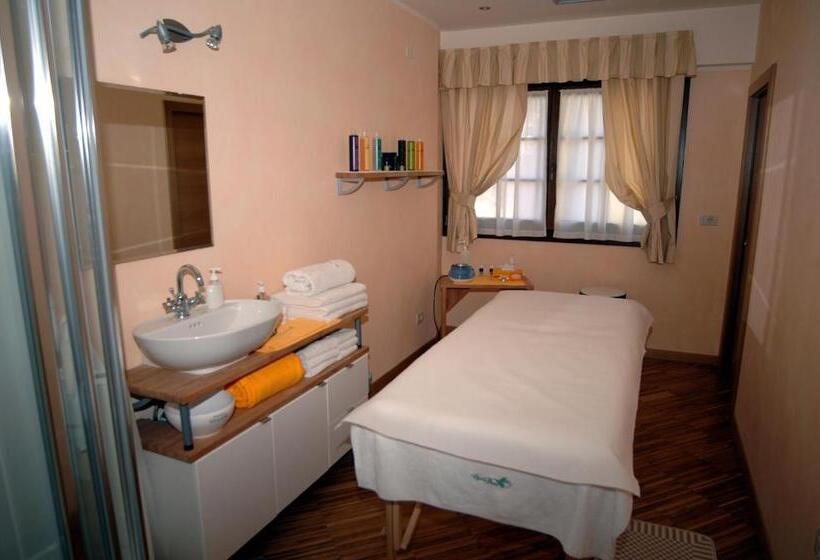 Centro Pineta Family Hotel & Wellness