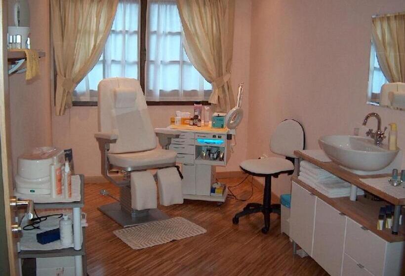 Centro Pineta Family Hotel & Wellness