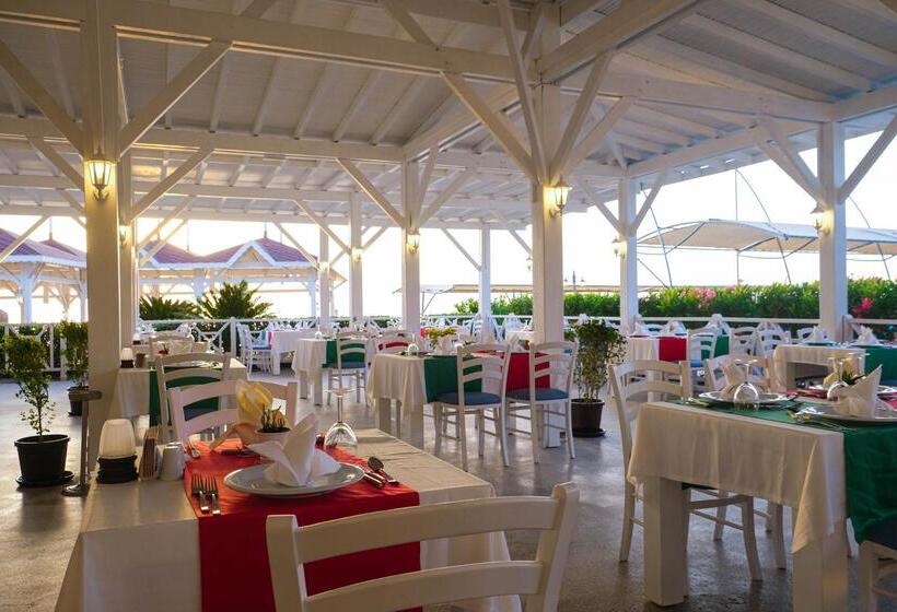 Crystal Flora Beach Resort - Ultimate All Inclusive