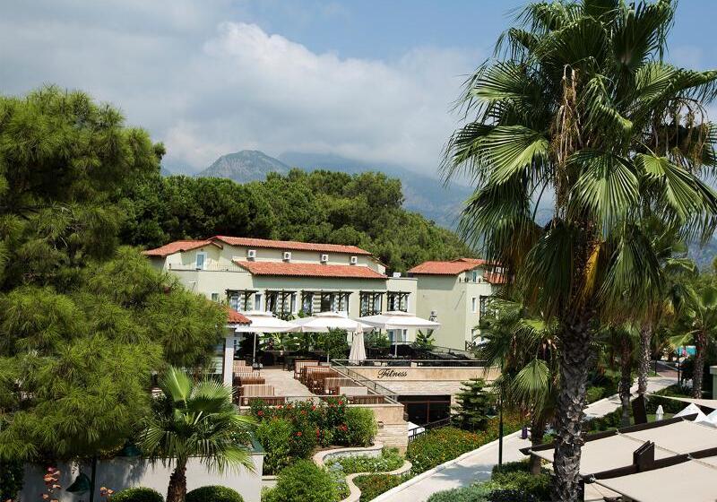 Crystal Flora Beach Resort - Ultimate All Inclusive