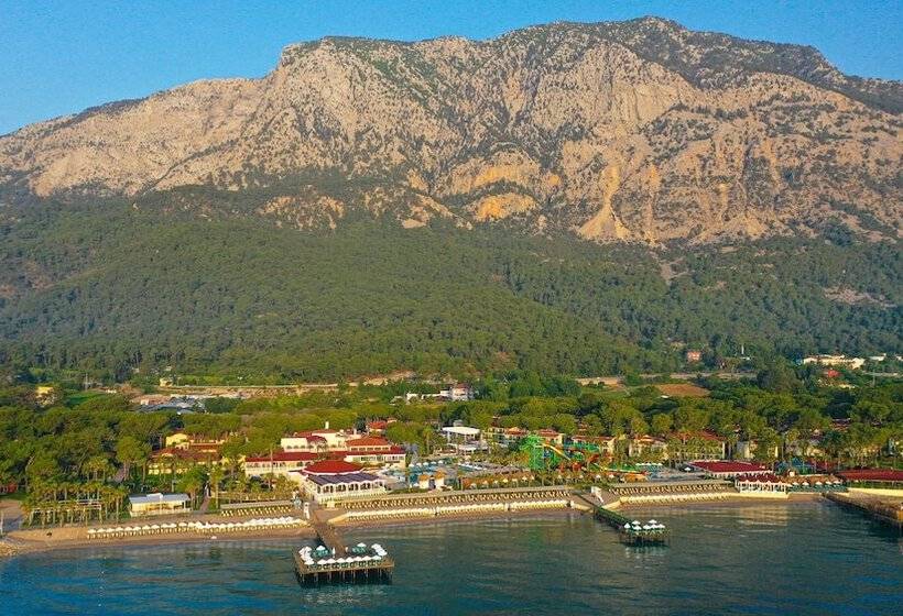 Crystal Flora Beach Resort - Ultimate All Inclusive