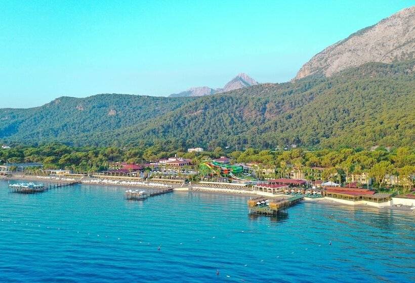 Crystal Flora Beach Resort - Ultimate All Inclusive