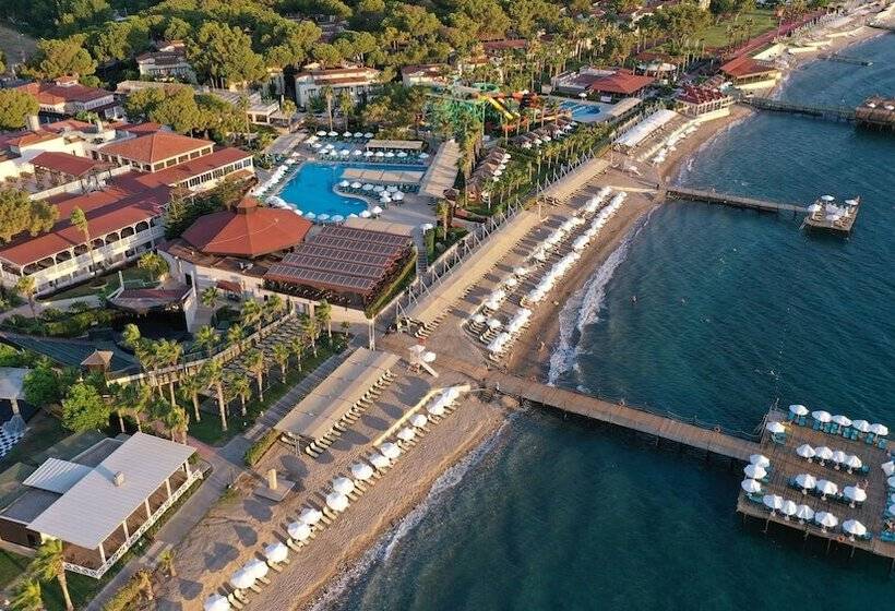 Crystal Flora Beach Resort - Ultimate All Inclusive