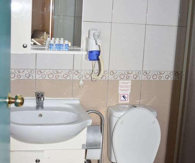 Dasis Hotel & Suites