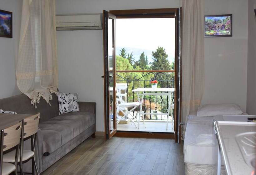 Dasis Hotel & Suites