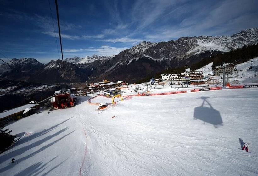 Отель Albergo Stelvio