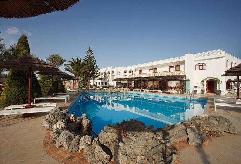 ホテル Alianthos Garden