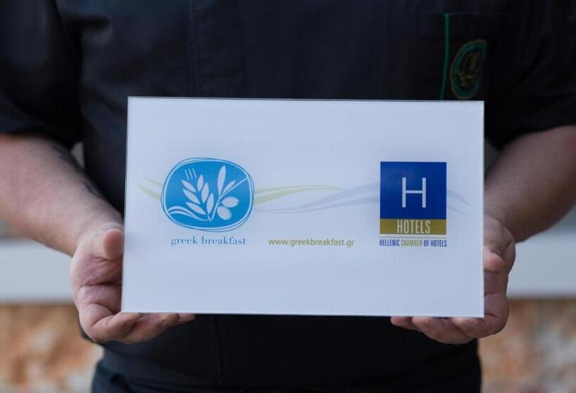 ホテル Alianthos Garden