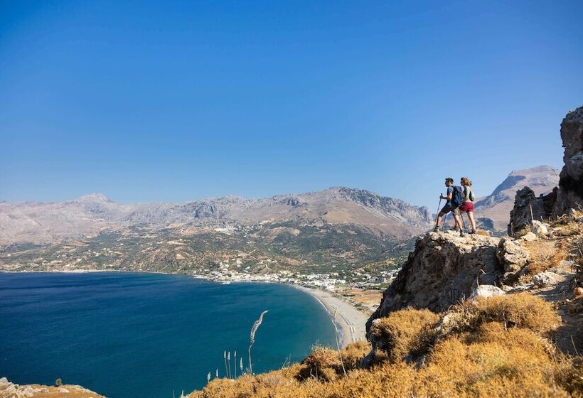 ホテル Alianthos Garden