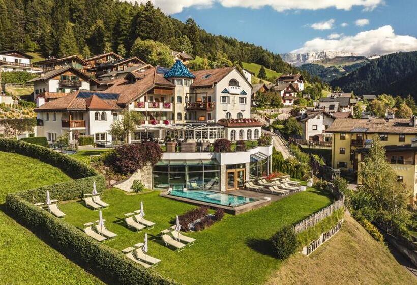 Отель Alpenheim Charming & Spa