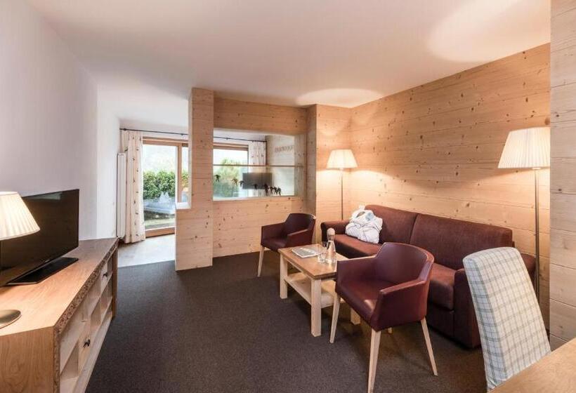 Отель Alpenheim Charming & Spa