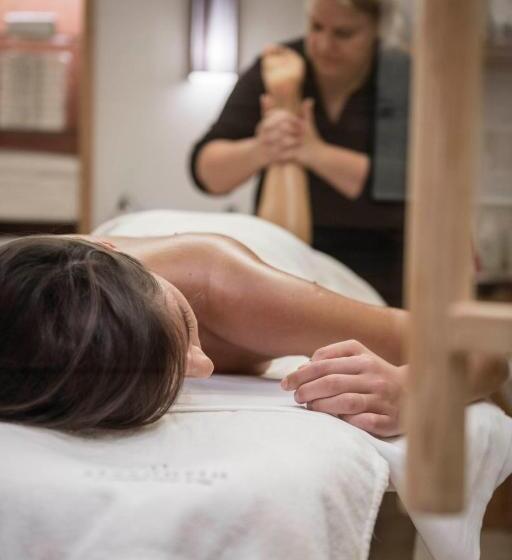 Отель Alpenheim Charming & Spa