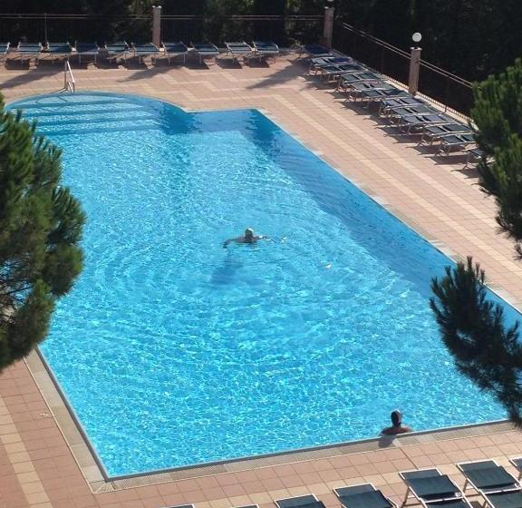 בית מלון כפרי Ambasciatori