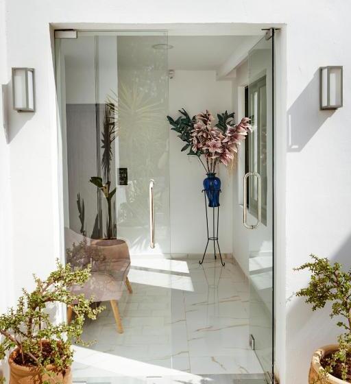 ホテル Amnissos Residence