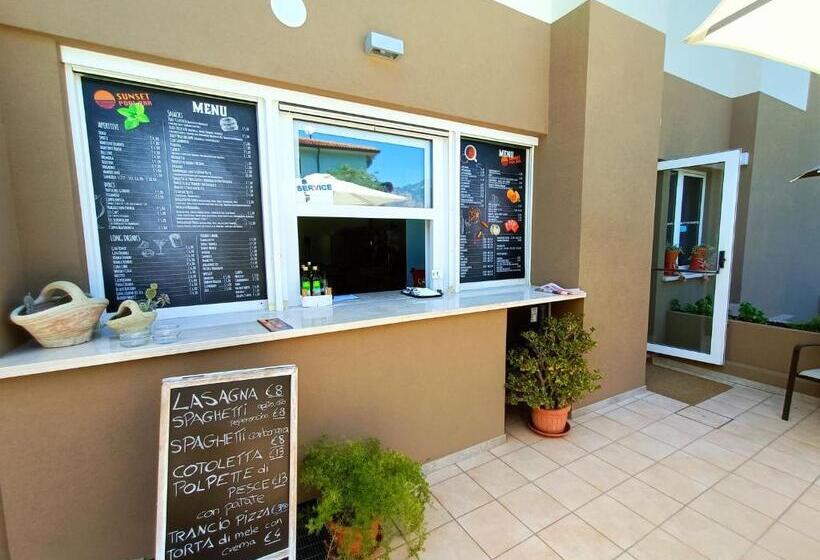 Отель Antonella