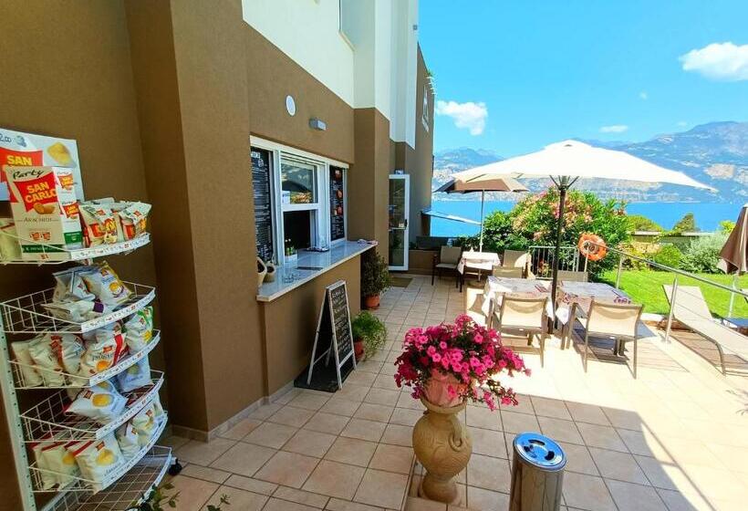 Отель Antonella