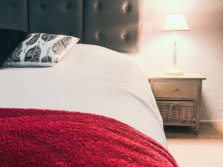 Отель Auberge Des Pins