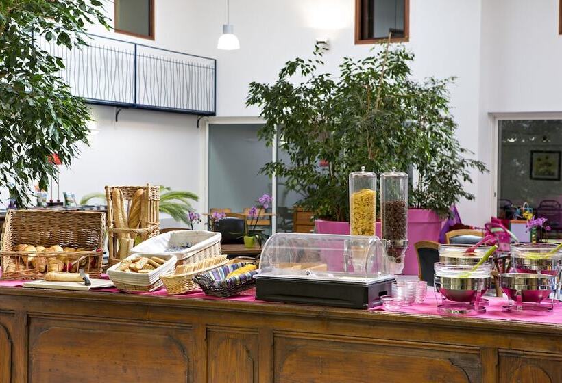 B&b Hotel Aurillac Le Lioran