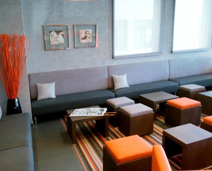 ホテル Best Western Premier Hôtel Du Vieux Port