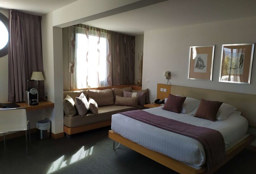 ホテル Best Western Premier Hôtel Du Vieux Port