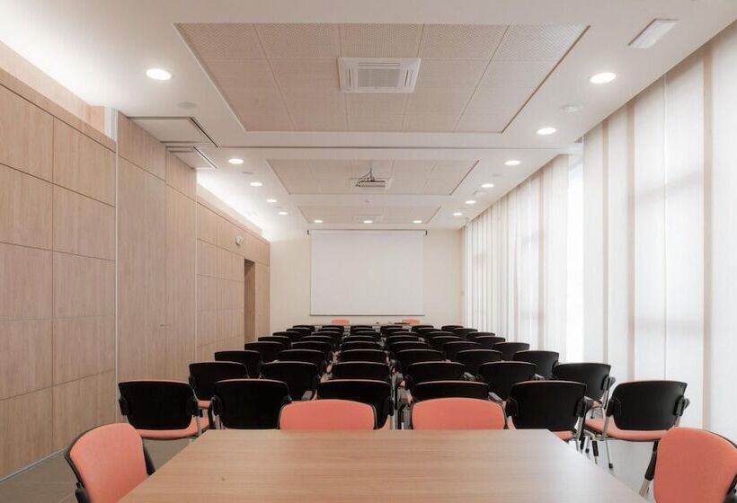 Отель Blu Arena