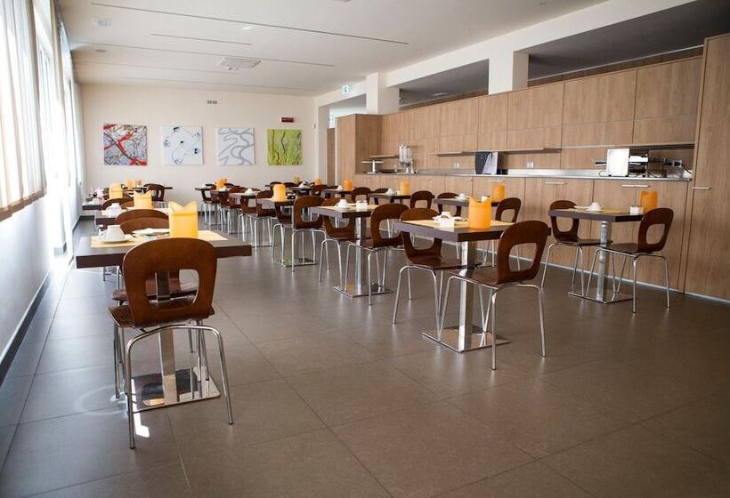 Отель Blu Arena