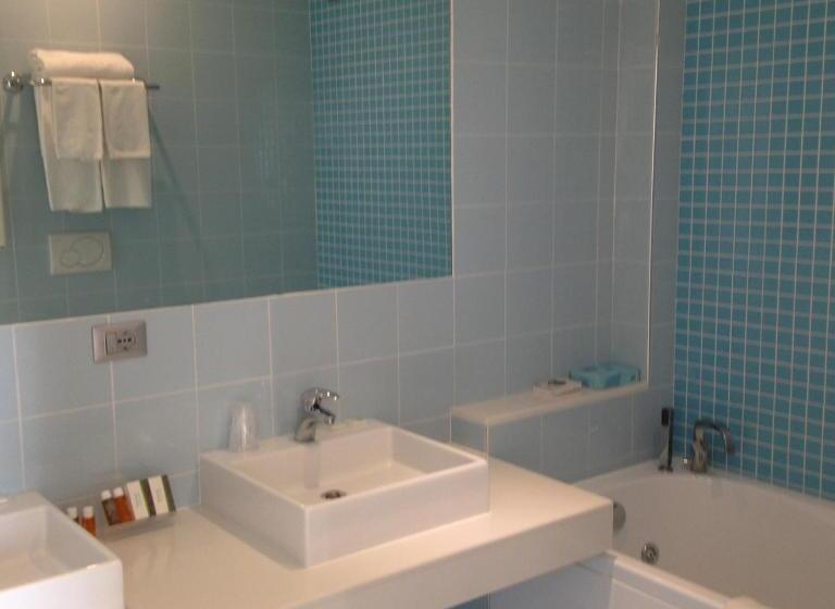 Отель Blu Arena